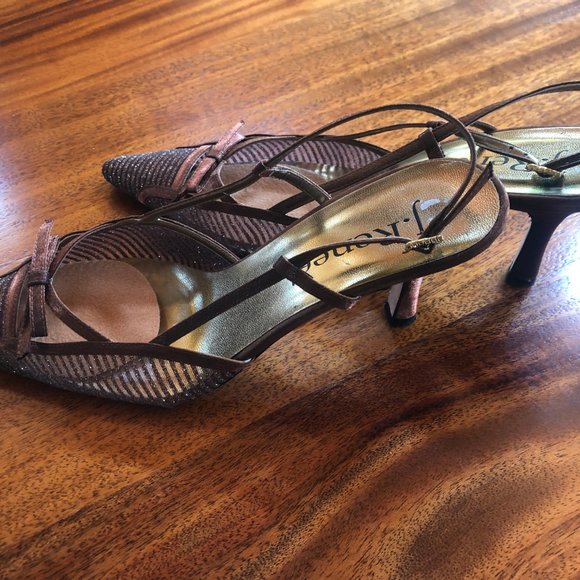 J Rene Heels - Picture 2 of 3